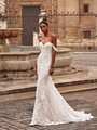 Style VICTORIA Detachable Swag Sleeves Strapless Sweetheart Mermaid in Embroidered Lace Fabric Style VICTORIA Detachable Swag Sleeves Strapless Sweetheart Mermaid in Embroidered Lace Fabric