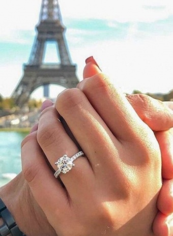 'THE PERFECT WEDDING DRESS BASED ON YOUR ENGAGEMENT RING STYLE' Image #1