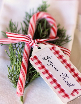 'A Guide On Planning A Holiday Wedding' Image #2