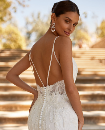 'How To Guide To Finding The Perfect Undergarment For Your Bridal Gown' Image #1