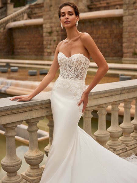 ValStefani BLANCA Chic Embroidered Lace Appliques with 3D Florals Strapless Sweetheart Drop Waist Mermaid Gown ValStefani BLANCA Chic Embroidered Lace Appliques with 3D Florals Strapless Sweetheart Drop Waist Mermaid Gown